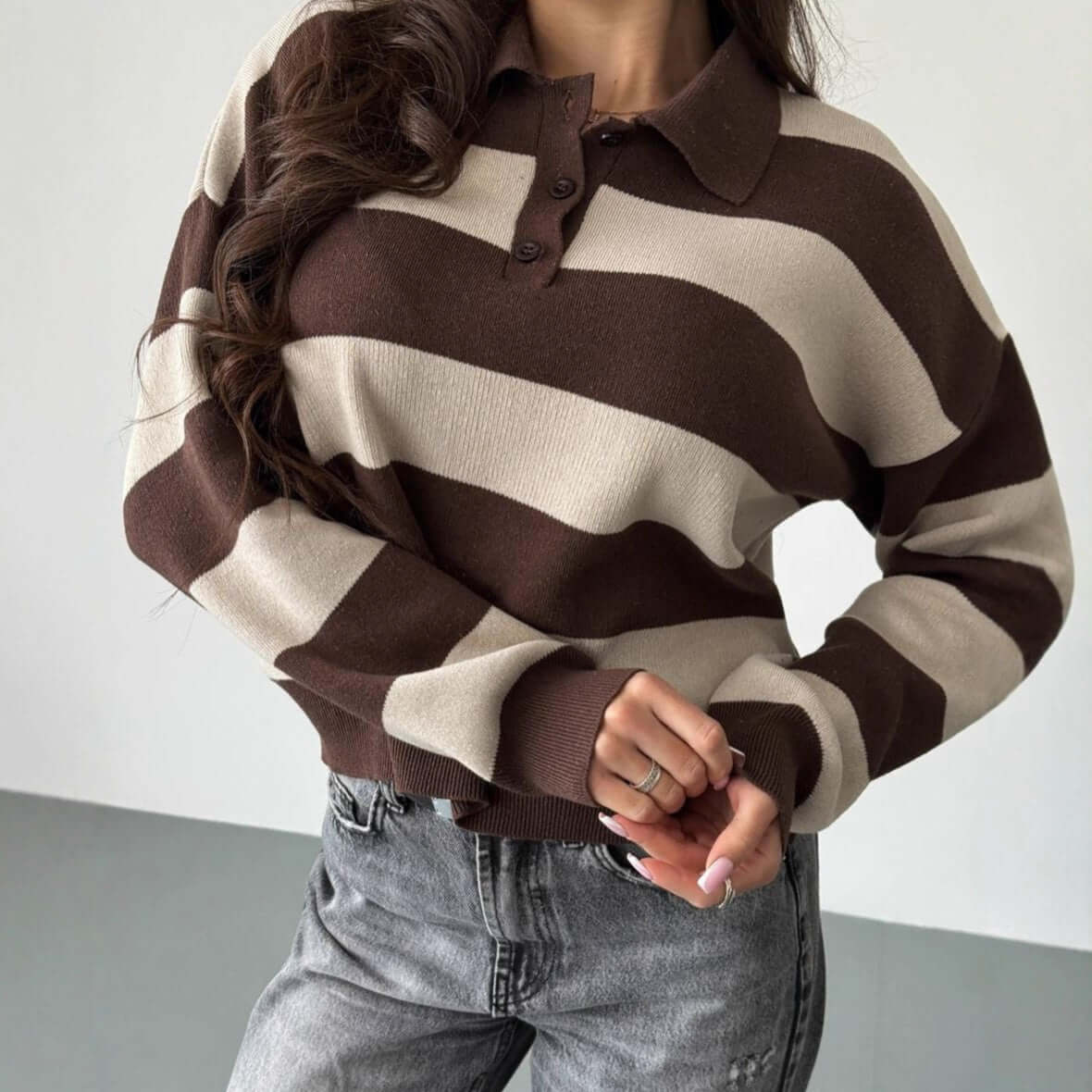 Lapel Half-zip Sweater Loose-fit Knit Top in brown and beige stripes with long sleeves.